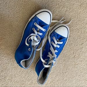 blue converse